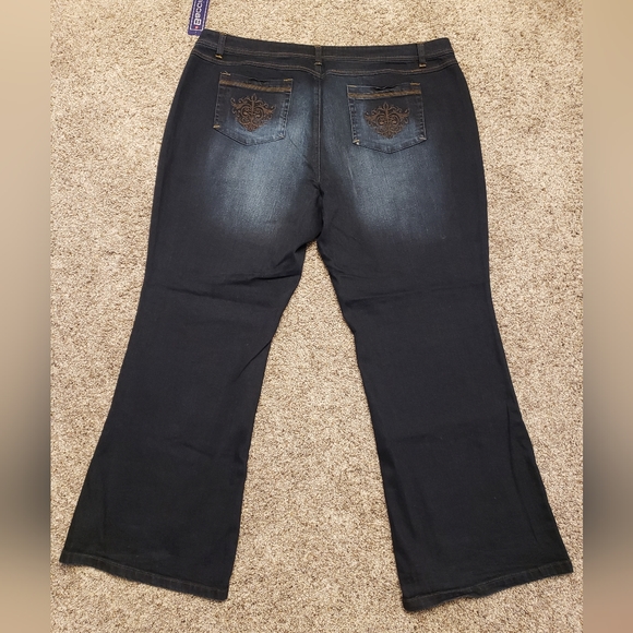 Baccini Wide Leg Stretch Denim Jean, size 24. NWT! - Picture 2 of 2